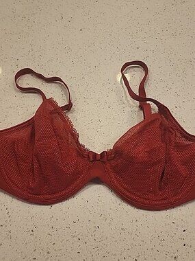 Chantelle Bra 32D Red Underwire Unlined